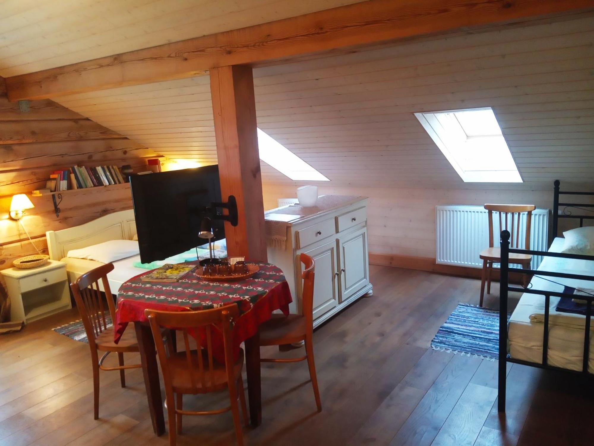 Senosios Geguzines Ukis Guest House Cameră foto