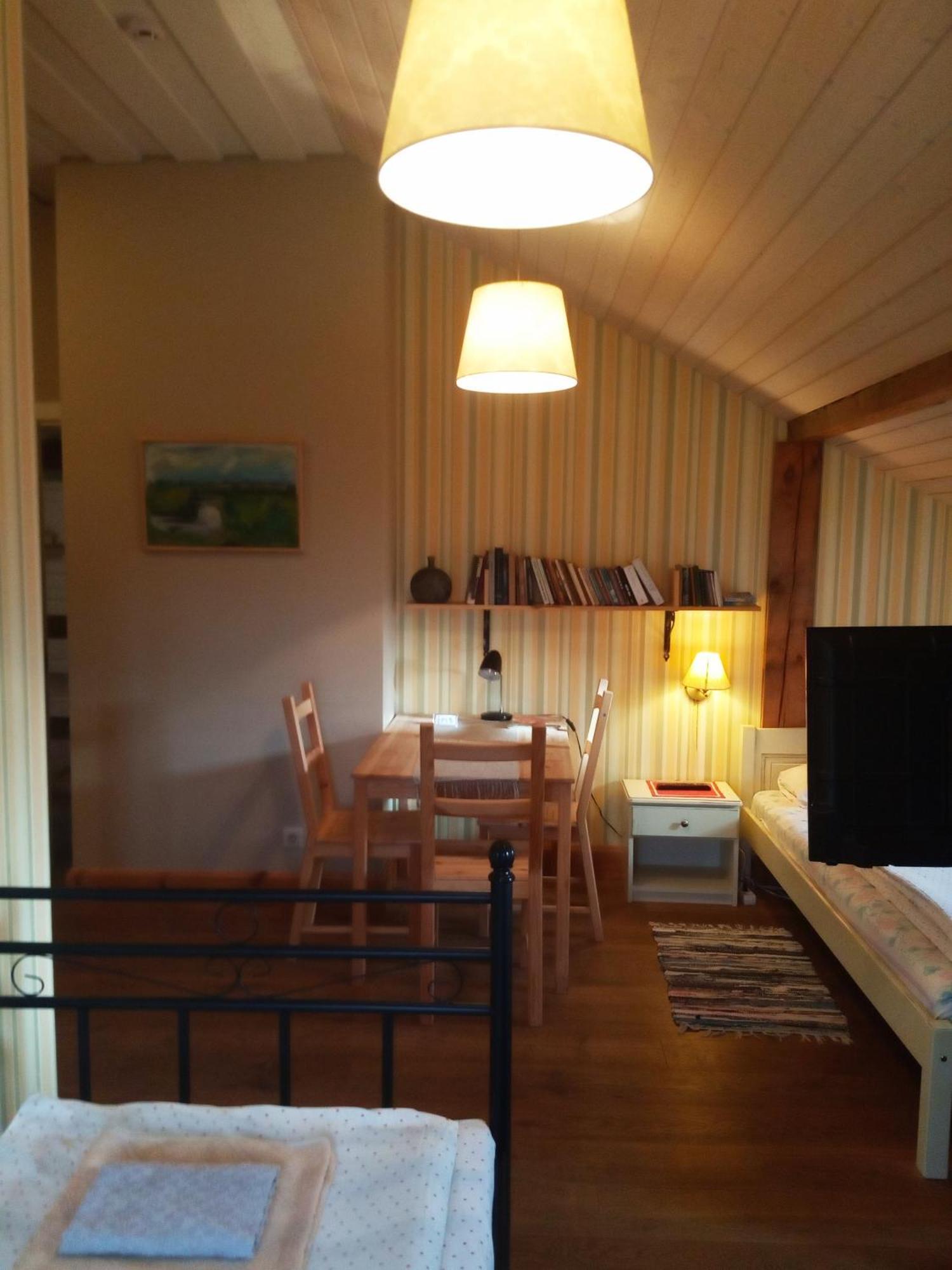 Senosios Geguzines Ukis Guest House Cameră foto