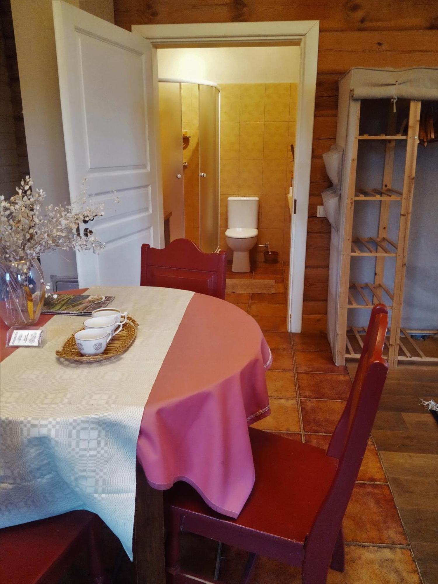 Senosios Geguzines Ukis Guest House Cameră foto