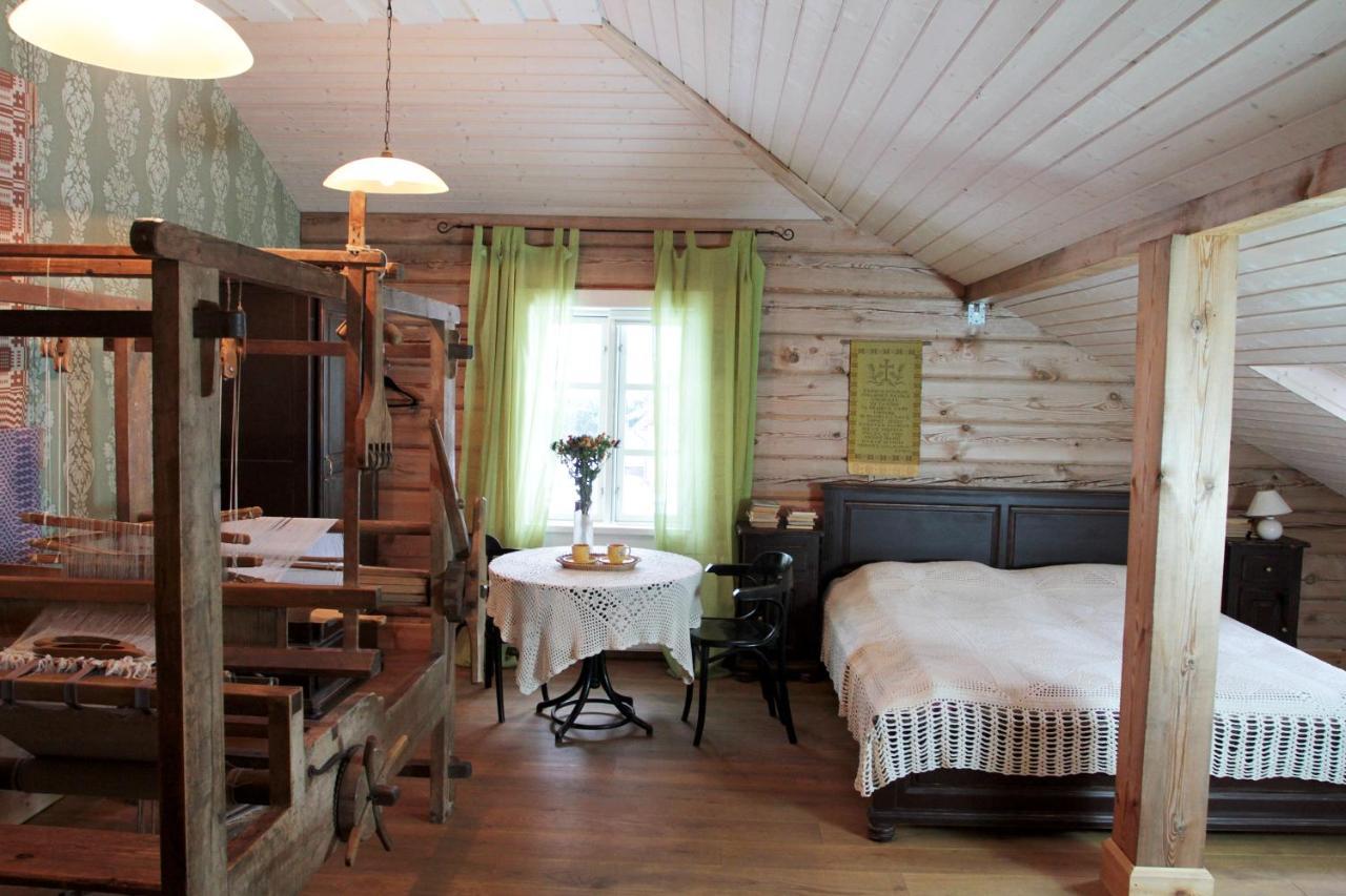 Senosios Geguzines Ukis Guest House Cameră foto